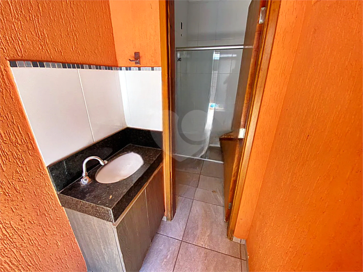 Foto REO1118461