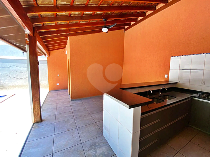 Foto REO1118461