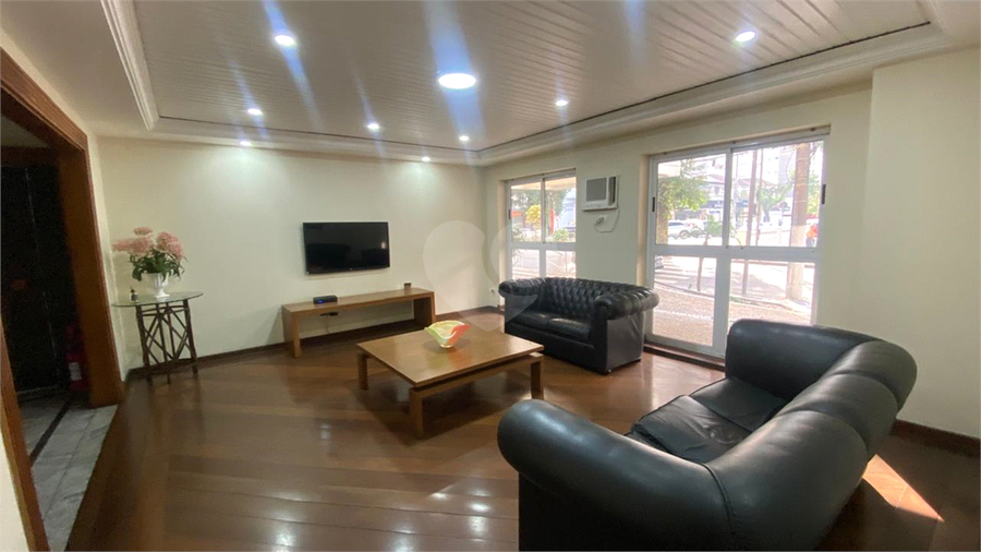 Foto REO1118469