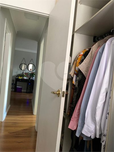 Foto REO1118475