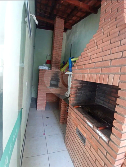 CHURRASQUEIRA DO CONDOMÍNIO 