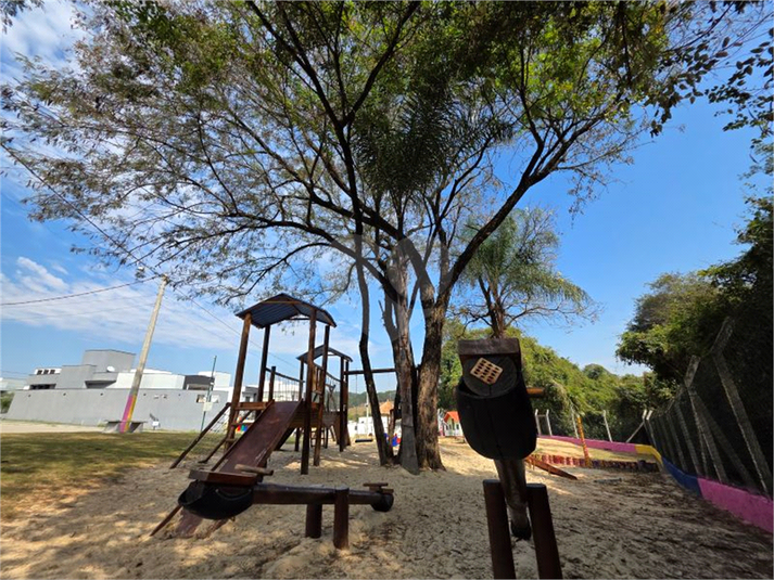 Foto REO1118509
