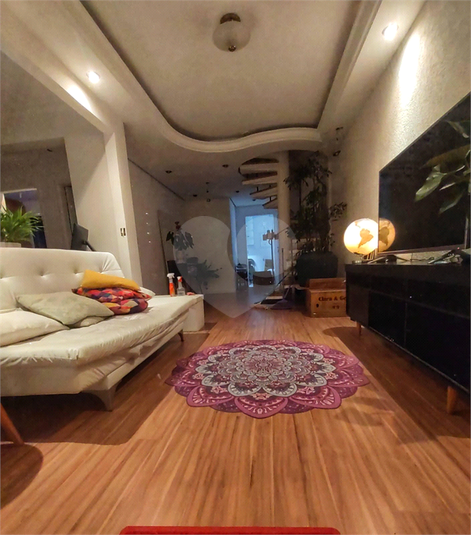 Foto REO1118528