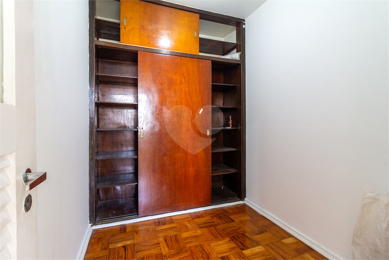 Foto REO1118539
