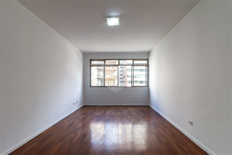 Foto REO1118539