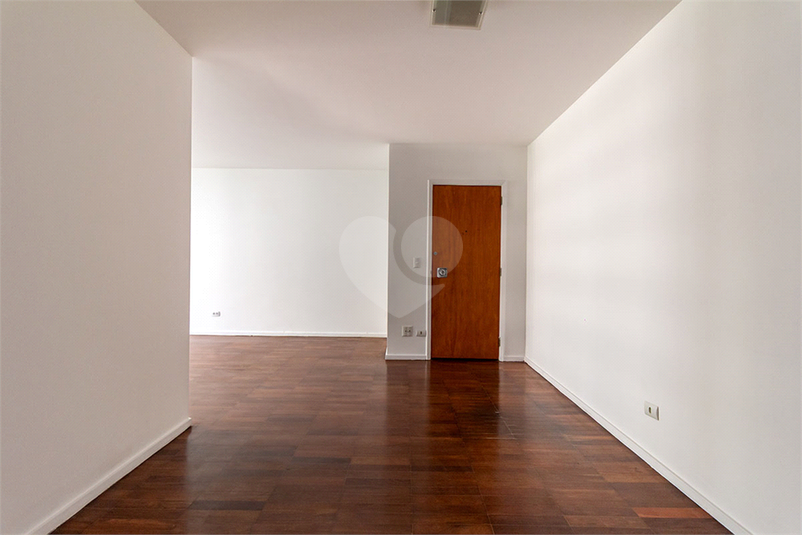 Foto REO1118539