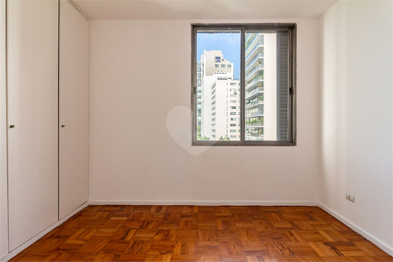 Foto REO1118539
