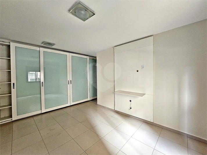 Foto REO1118544