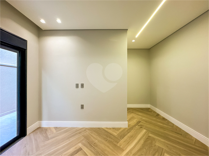 Foto REO1118554