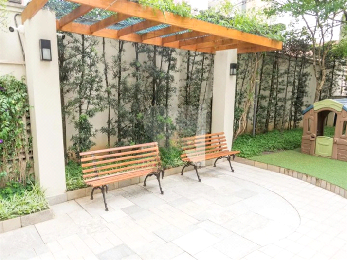 Foto REO1118559