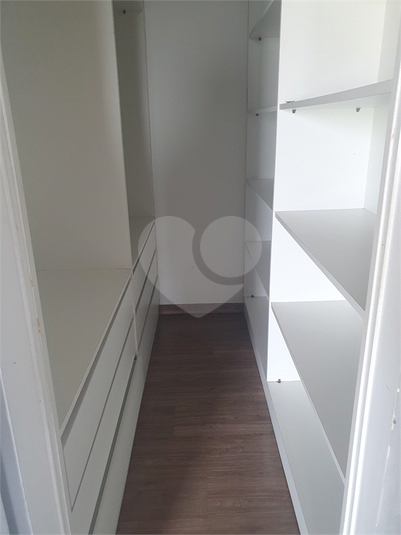 Foto REO1118568