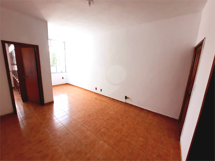 Foto REO1118576