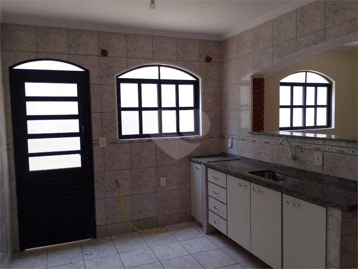 Foto REO1118585