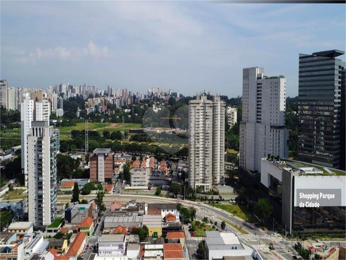 Foto REO1118601