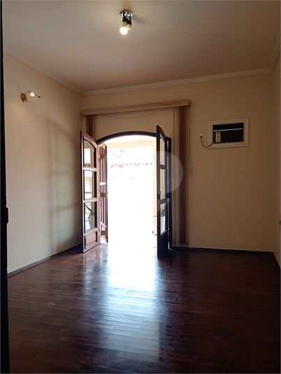 Foto REO1118612