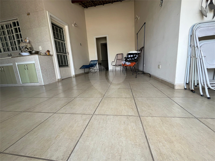 Foto REO1118619