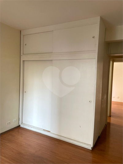 Foto REO1118629
