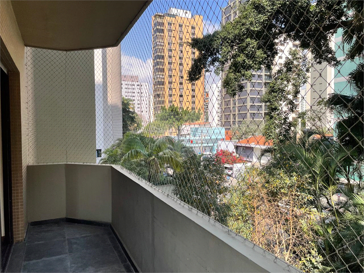 Foto REO1118629