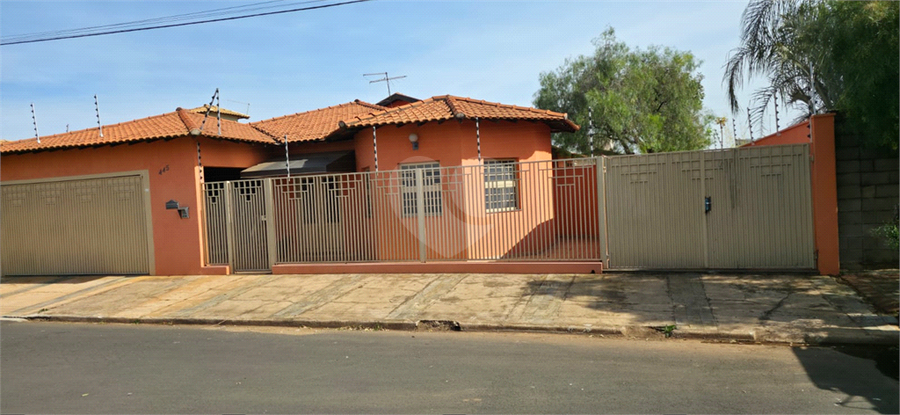 Foto REO1118632