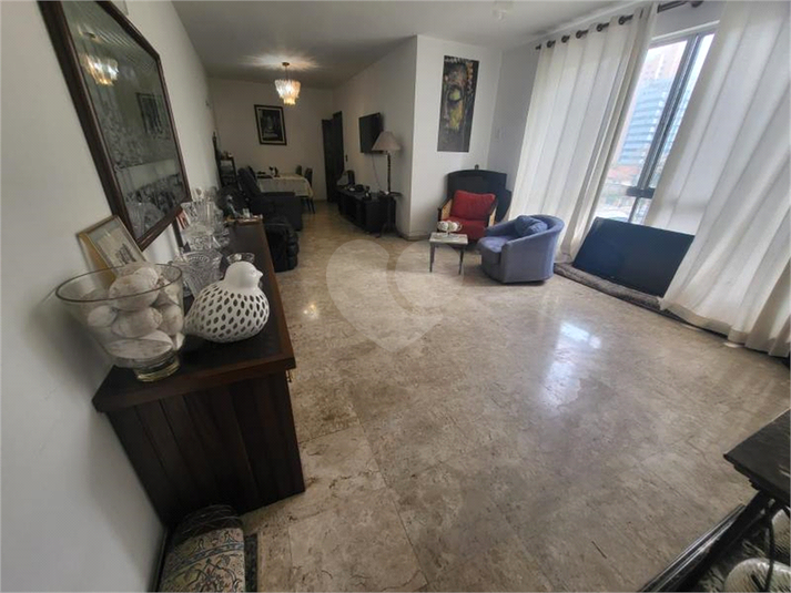 Foto REO1118693