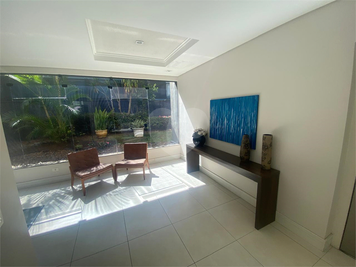 Foto REO1118776