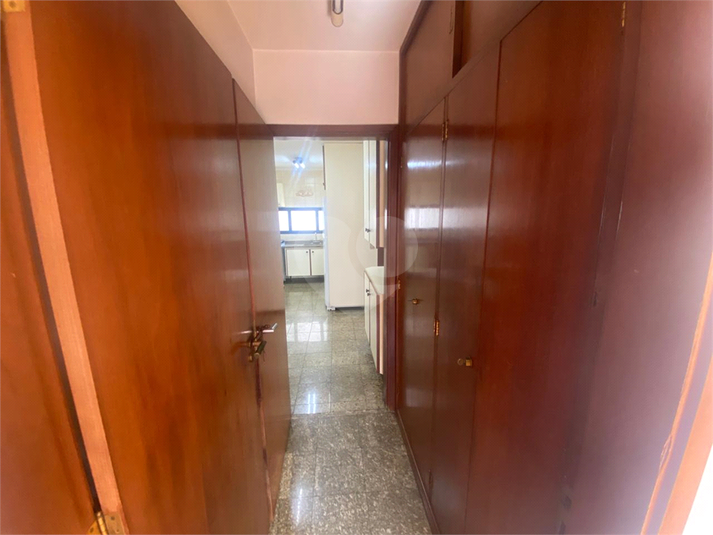 Foto REO1118776