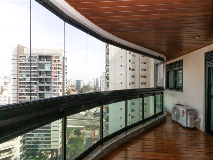 Foto REO1118777