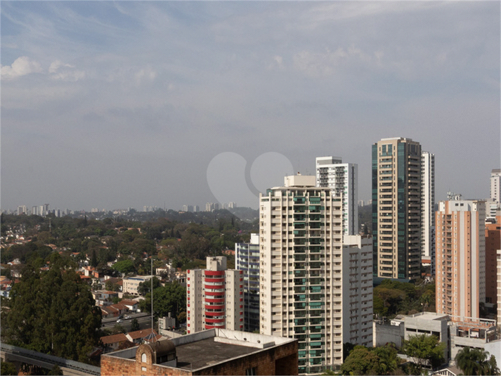 Foto REO1118777