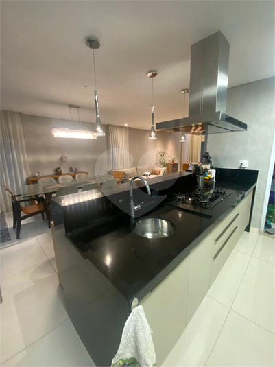 Foto REO1118801