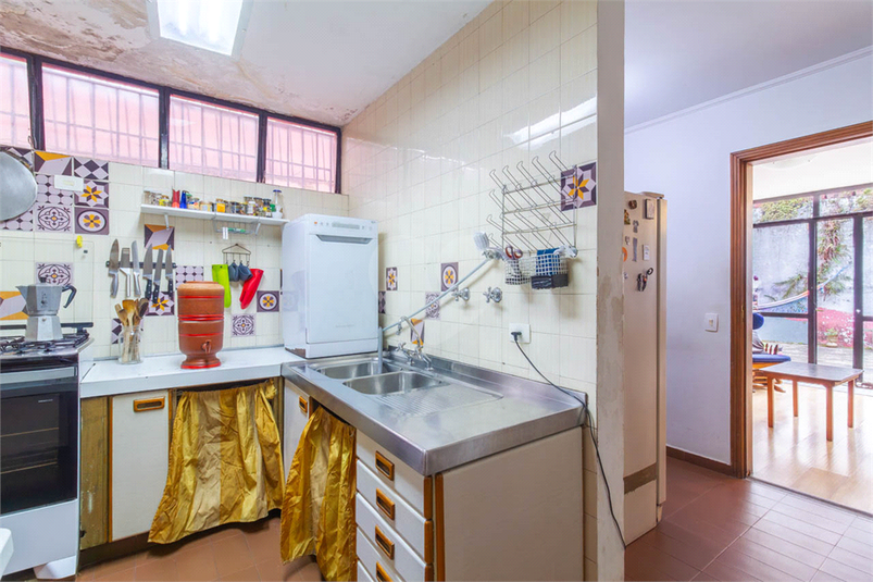 Foto REO1118837