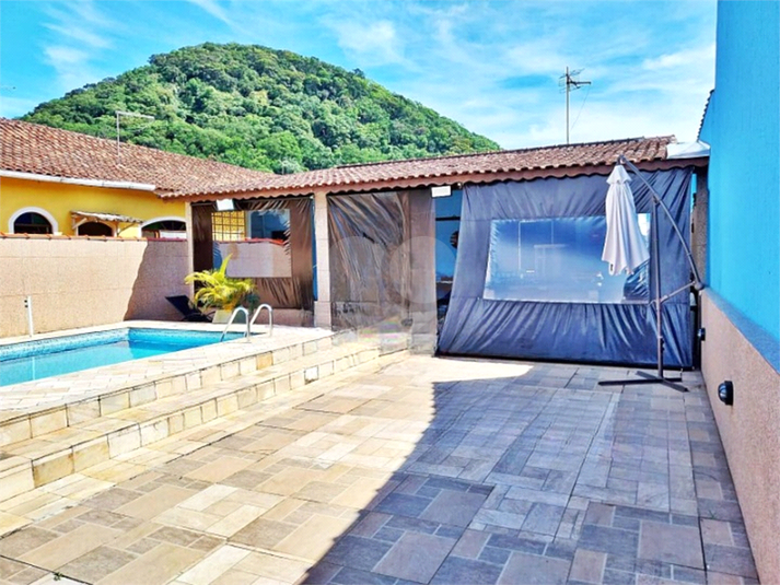 Foto REO1118845
