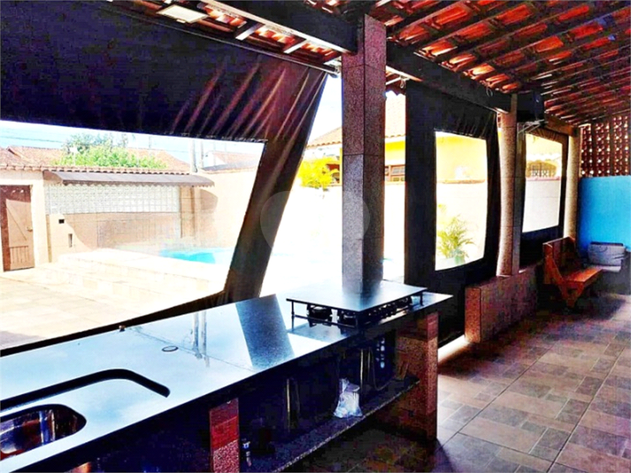 Foto REO1118845