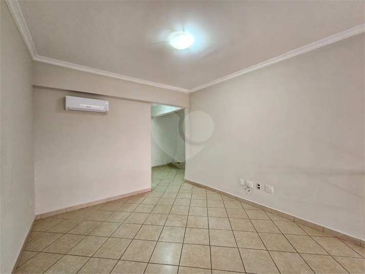 Foto REO1118846