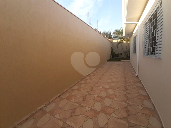Foto REO1118848