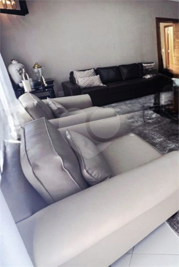 Foto REO1118853