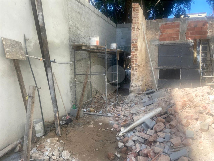 Foto REO1118855