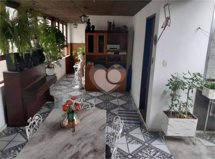 Foto REO1118903
