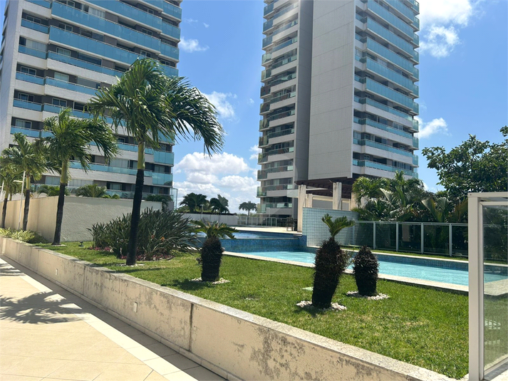 Foto REO1118918