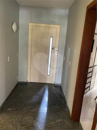 Foto REO1118919