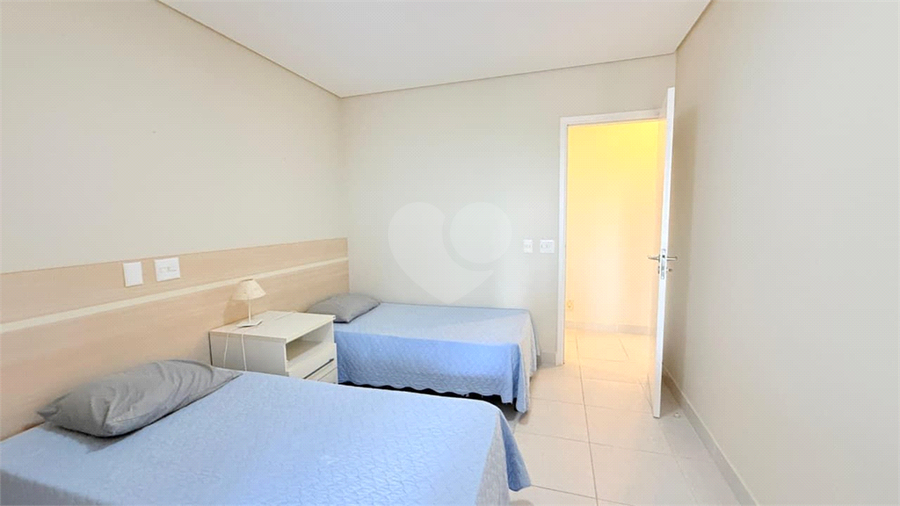 Foto REO1118929