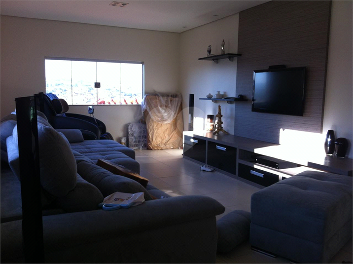 Foto REO1118931
