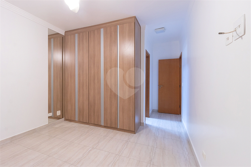 Foto REO1118938