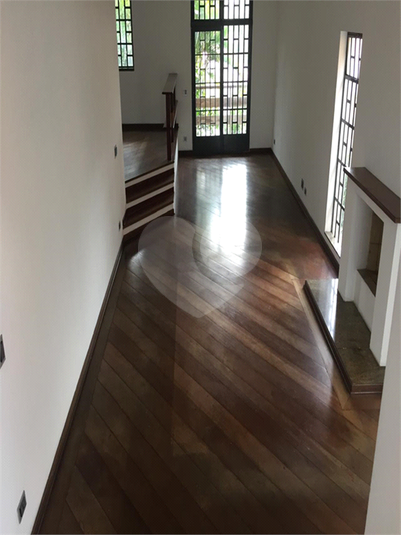 Foto REO1118942