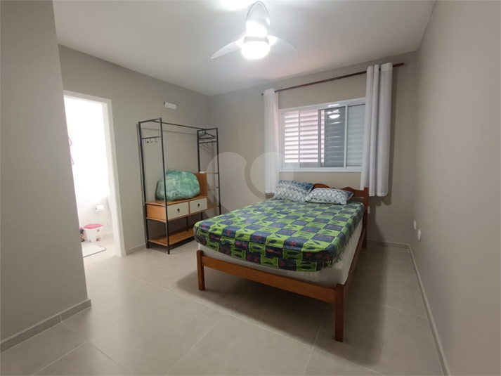 Foto REO1118945