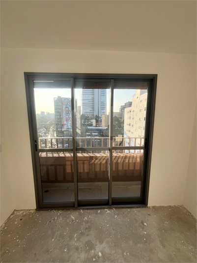 Foto REO1118953