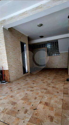 Foto REO1118954