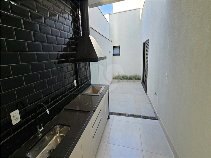 Foto REO1118958