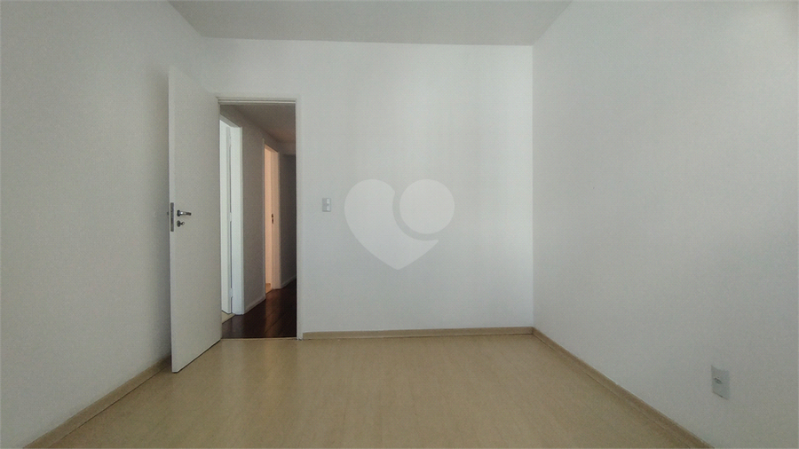 Foto REO1118960