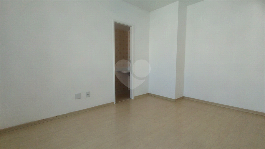 Foto REO1118960