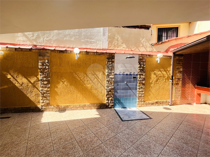 Foto REO1118966